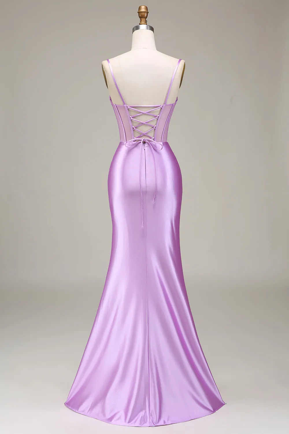 Abito da ballo lilla con spalline in raso con corsetto
