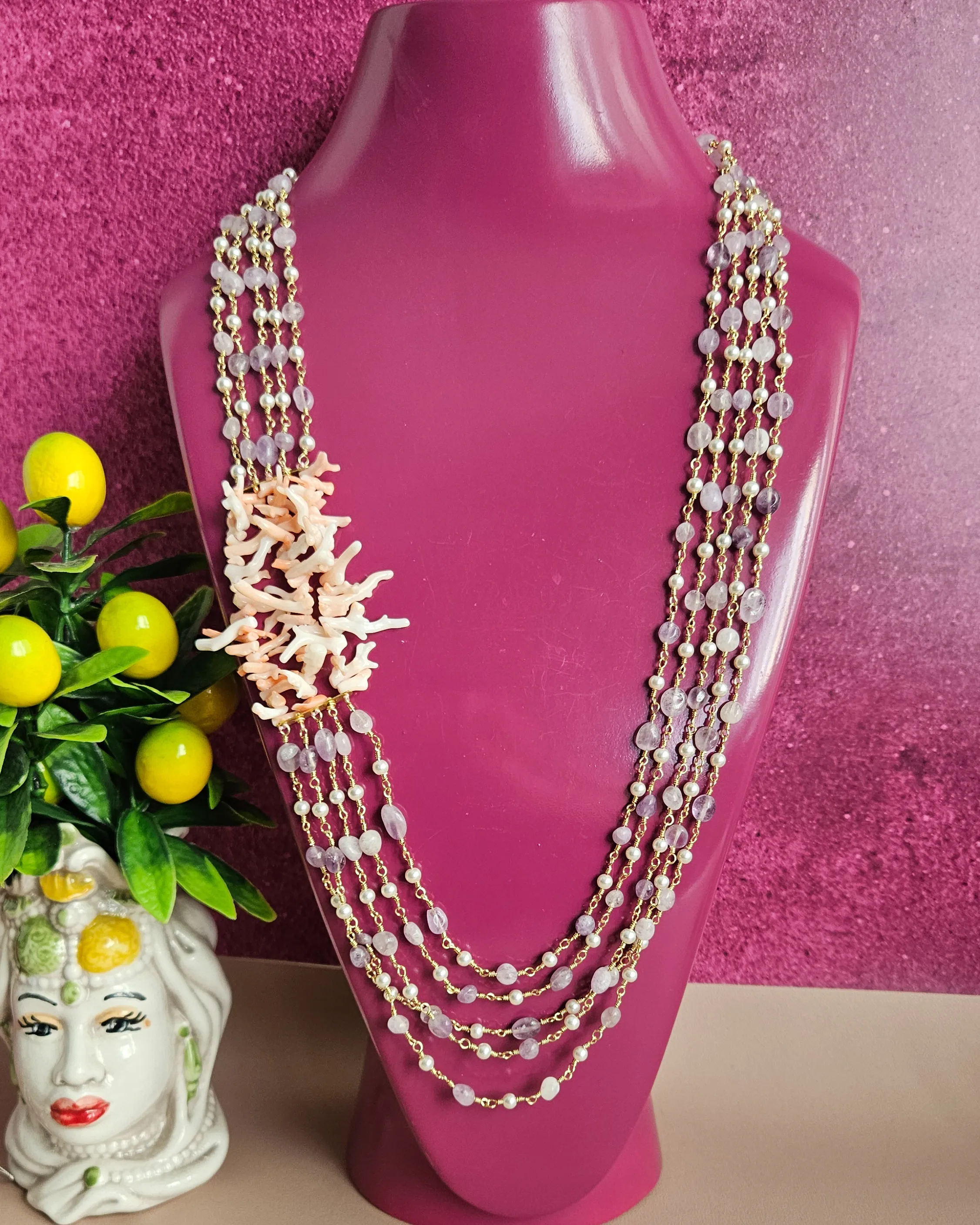 Collana a Cinque Fili con Ametista Lavanda, Perle e Corallo Rosa