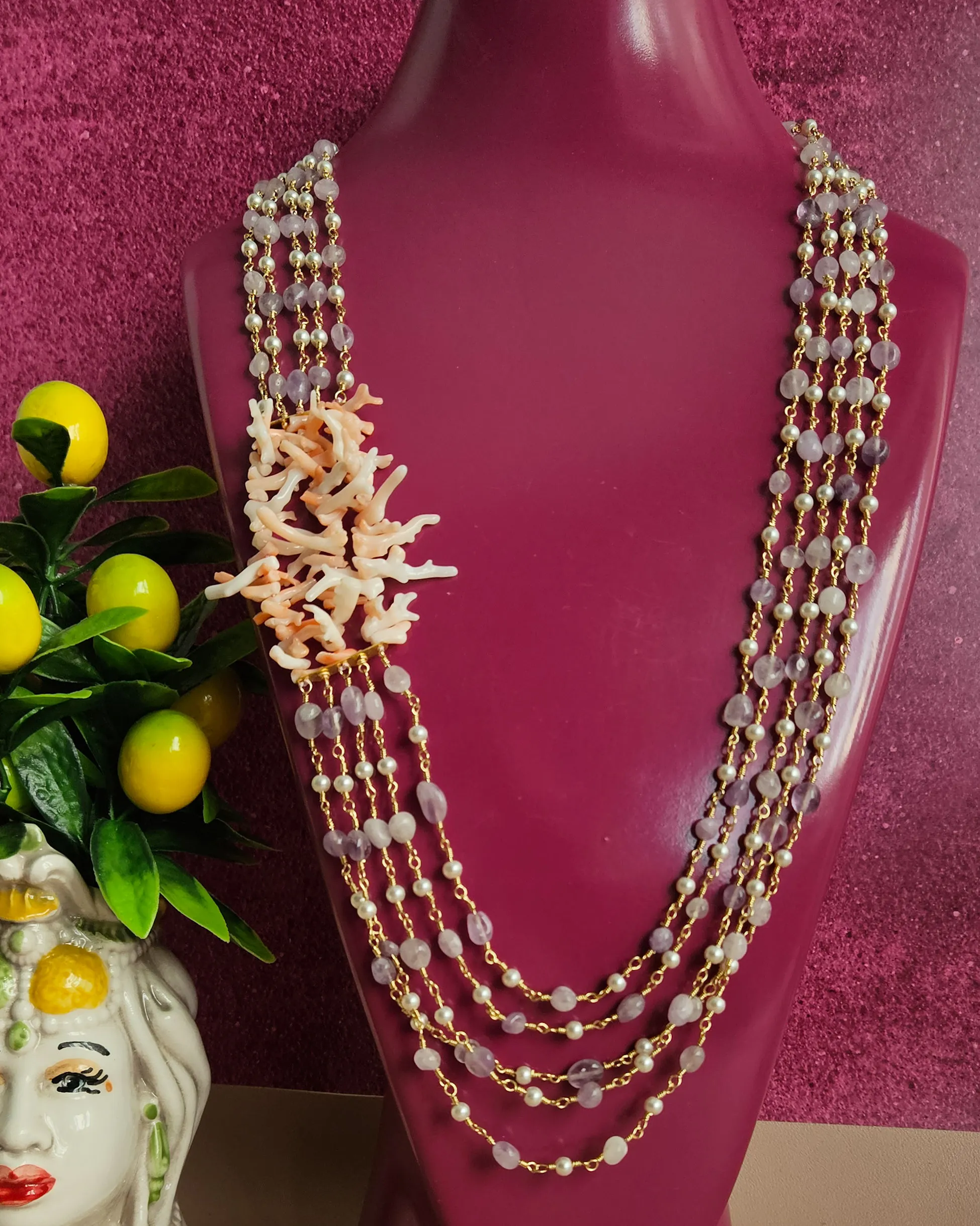 Collana a Cinque Fili con Ametista Lavanda, Perle e Corallo Rosa